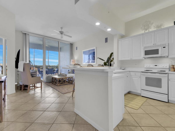 Luxury Vacation Rental in Naples: Your Tropical Escape